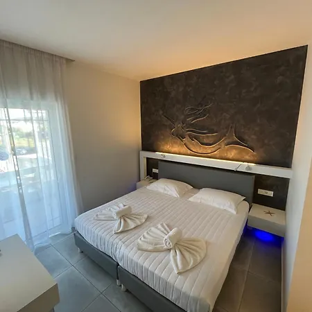 Niriides Appart hôtel Almirida