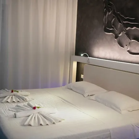 Appart hôtel Niriides Almirida