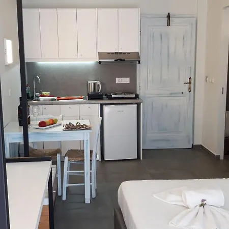 Niriides Aparthotel