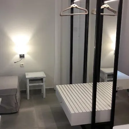 Niriides Aparthotel